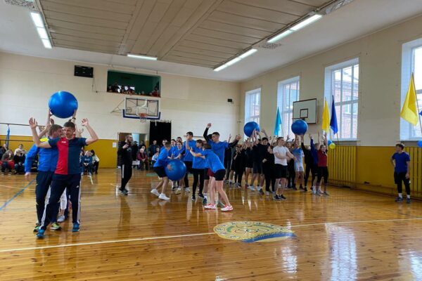 Зал спортивних ігор та гімнастики